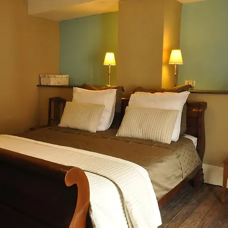 Chambres D'hotes La Reverie Couette-café *